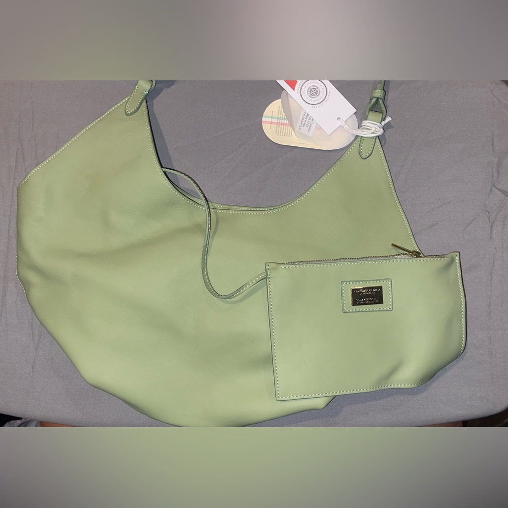 Viola Castellani Green,Soft, Leather, Shoulder Bag with Pouch and Bucket Style